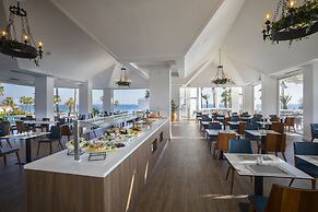 Leonardo Plaza Cypria Maris Beach Hotel & Spa
