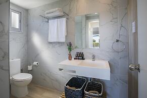 Leonardo Plaza Cypria Maris Beach Hotel & Spa