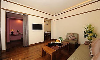 The Myat Mingalar Hotel
