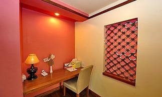 The Myat Mingalar Hotel