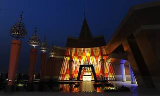 The Myat Mingalar Hotel