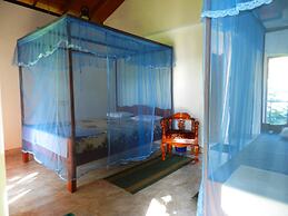 Traveller's Home Hotel