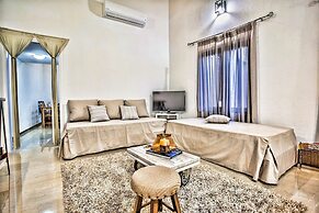 Maya's Boutique Residence