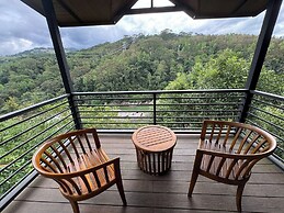 Aqua Dunhinda Villa & Nature Retreat