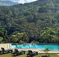Aqua Dunhinda Villa & Nature Retreat