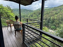 Aqua Dunhinda Villa & Nature Retreat