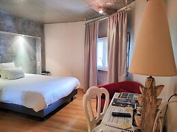 Logis Hôtel Les Pages