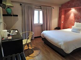 Logis Hôtel Les Pages