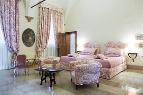 Palazzo Mantua Benavides Suites and Apartments