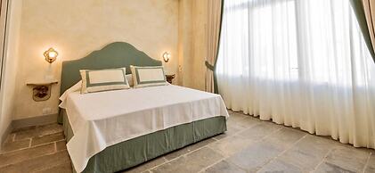 Palazzo Mantua Benavides Suites and Apartments