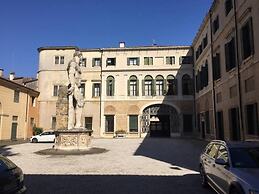 Palazzo Mantua Benavides Suites and Apartments