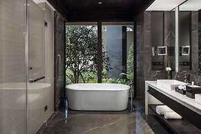 Hilton Ningbo Dongqian Lake