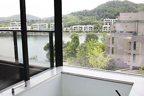 Hilton Ningbo Dongqian Lake