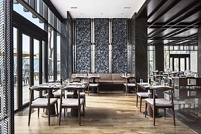 Hilton Ningbo Dongqian Lake