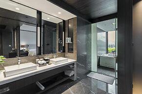 Hilton Ningbo Dongqian Lake