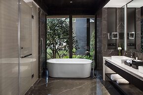 Hilton Ningbo Dongqian Lake