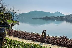 Hilton Ningbo Dongqian Lake