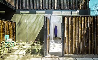 La Negra Surf Hotel & Soda