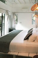 La Negra Surf Hotel & Soda