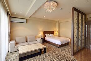 Secret House Makishi