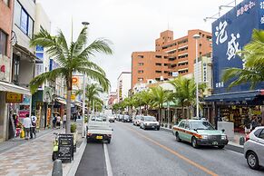 Secret House Makishi