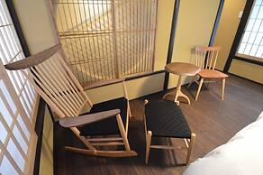 Rinn Shijo Takasegawa