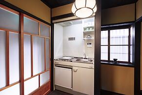 Rinn Shijo Takasegawa