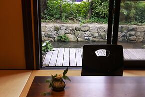 Rinn Shijo Takasegawa