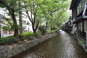 Rinn Shijo Takasegawa