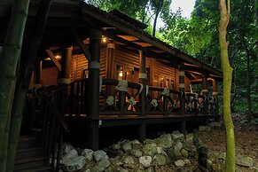 Platon Ecolodge