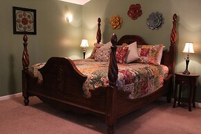 Maple Creek Bed and Breakfast