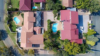 Sunset Manor Guest House