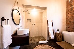 The Hilton Bush Lodge