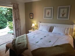 Villa Botanica Executive Guest House