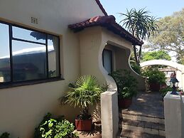 Villa Botanica Executive Guest House