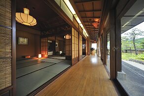 Senkeien Tsukioka Hotel