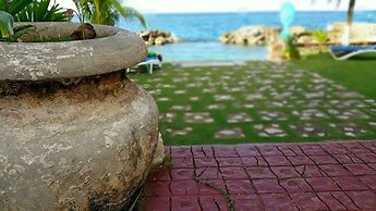 Ocho Rios Beach Resort at ChrisAnn