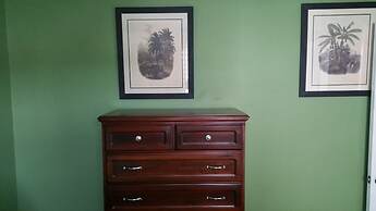 Oaklands Guest Oasis