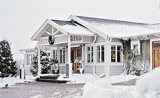 The Lodge