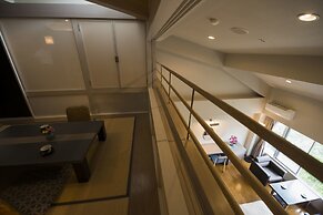 Hotel Lucent Takamiya