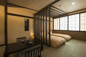 Hotel Lucent Takamiya