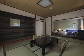 Hotel Lucent Takamiya