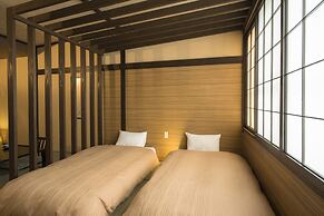 Hotel Lucent Takamiya