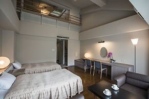 Hotel Lucent Takamiya