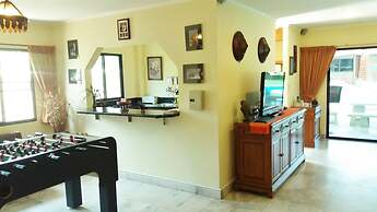 Baan Laksee Pool Villa