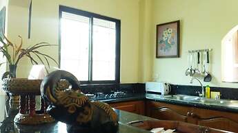 Baan Laksee Pool Villa