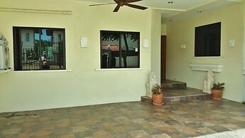 Baan Laksee Pool Villa