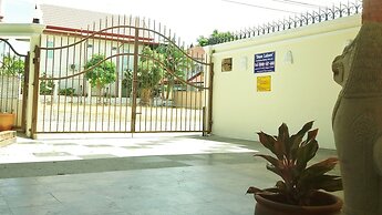 Baan Laksee Pool Villa