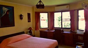 Baan Laksee Pool Villa