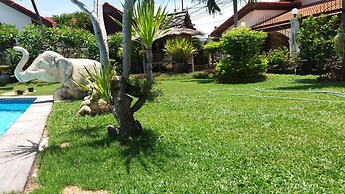 Baan Laksee Pool Villa